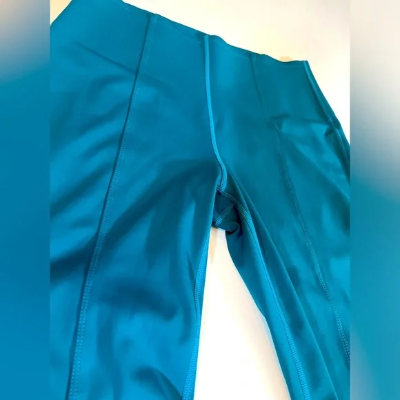 Halara ultra High-Waisted teal Pants/leggings 
Size large - Picture 3 of 5
